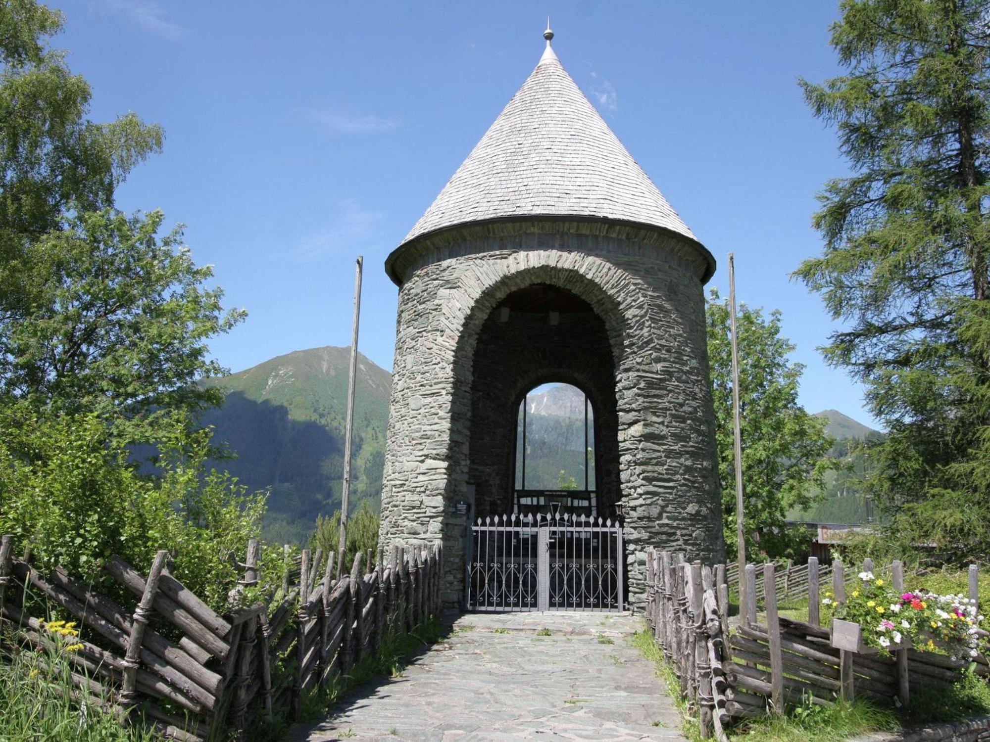 Вилла Nice Chalet In Hohentauern Styria With Sauna Экстерьер фото